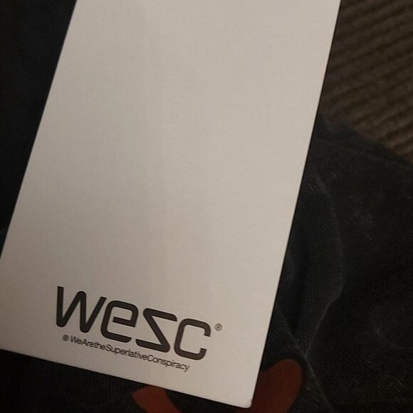 WESC Wild & Free Tee 90s Grunge Vintage Rock & Grunge Aesthetic - Picture 10 of 10